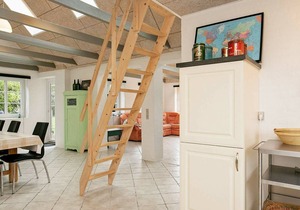 Adorable Holiday Home in Fur near Sea