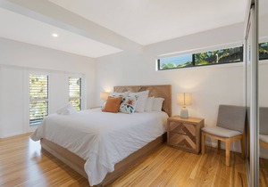 ADS On Collins - 4 Bedroom Pet friendly home - 3+ nights