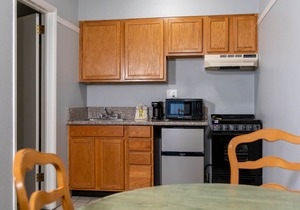 Adventure Awaits! Indoor Swimming Pool, Short Drive to Rancho San Rafael Park!