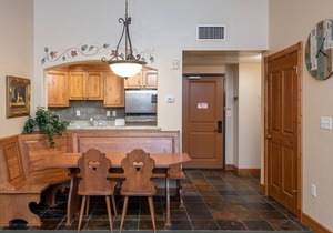 Adventure Hub~Backcountry Ski, Snowmobile Villa 3069-1