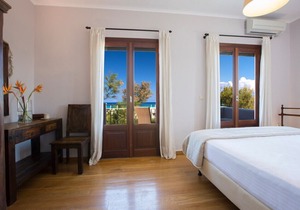 Aeriko-Gorgona Beachfront Villa with Stunning View and Private Pool
