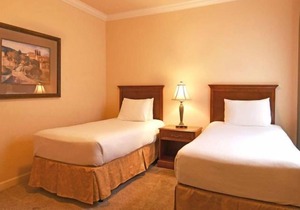 Affordability Meets Comfort! Pet-friendly Property, Kitchenette, Onsite Pool