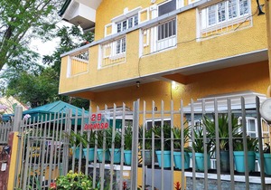 Affordable Tagaytay Home 400m away from the Malls and restaurants.