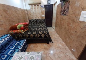 Aggarwal guest houses lajpat nagar, foreigners area, very safe, attached fully equipped kitchen for self cooking with gas stove and all utensils, luxury washroom, Ac, personal fridge, wifi with android tvs, cream location- cal 92,121,74,700