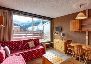Agréable appartement, proche des pistes, balcon, casier à skis - FR-1-355-23