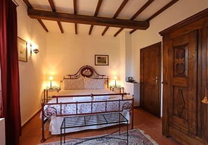 Agriturismo-Macciangrosso Country House, Casale Piccolomini. Room Five