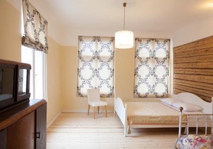 Aia Guest Apartment