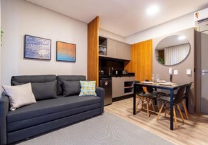 AION suítes 102 - Compacto e luxuoso Loft - Rooftop com piscina e academia - À poucos passos da praia