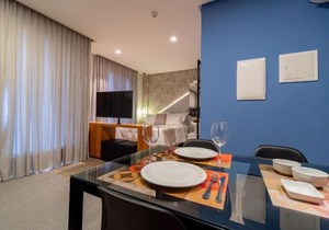 AION suítes 103 - Compacto e luxuoso Loft - Rooftop com piscina e academia - À poucos passos da praia