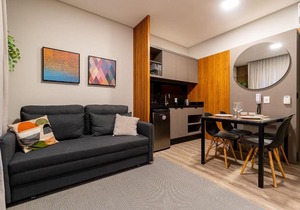 AION suítes 104 - Compacto e luxuoso Loft - Rooftop com piscina e academia - À poucos passos da praia