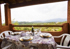 Air-conditioned apartment near Porto Vecchio, 500 m sea, 8 people, two bathrooms
