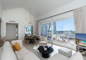 AL-321 Penthouse 3 bedrooms Alcazaba Lagoon