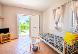 Alavastros maisonettes