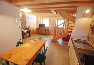 Albergo Diffuso - Cjasa Ustin by Interhome