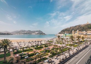Alderdi Eder by People Rentals