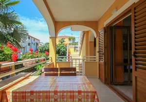 Alenka orange A4 - Two Bedroom Apartment, Sleeps 4