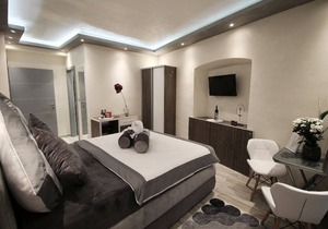 Alessio Premium Rooms - King Room 4