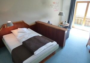 Allgäuer Panoramahotel - double room standard 32 (31-35)