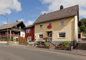 Alluring Apartment in Hillesheim with Patio