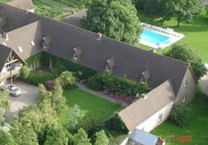 Alluring Holiday Home in Quend with Swimming Pool