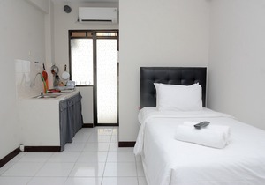 Alluring Studio at Lagoon Apartment Near Bekasi Town Square