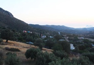 Alonaki House