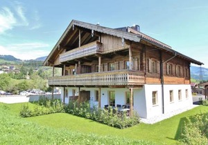 Alpin Residenzen Panoramabahn by Alpina-Holiday
