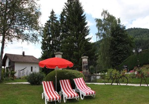 Alpine Chalet near Cafés