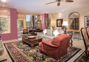 Alpine Club Condo