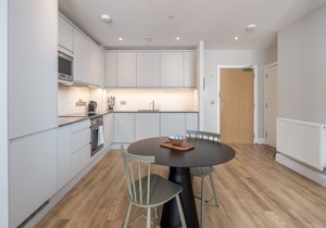 ALTIDO 1BR flat w/terrace in Nine Elms