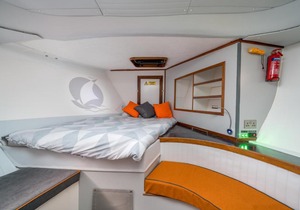 ALTIDO House Boat in Limehouse Marina