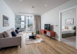 ALTIDO Modern 1-bed flat in w/terrace in Nine Elms