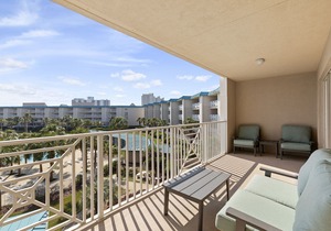 Amalfi Coast 324D - Gulf View, Community Pool, Tennis, Beach Service Included!