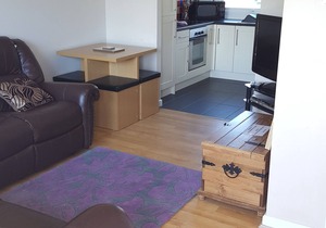 'AMANECER' - Modern two-bedroomed chalet located on Rainbows End Park, Bacton.