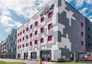 Amarant Urban by CHM