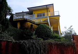 Amarys 1 with amazing lake view and pool