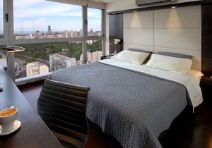 Amazing 2 BR/2.5 BA, 29/30th Floor Penthouse