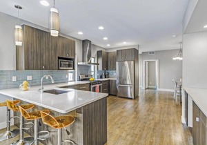 Amazing 5BR Home! DU - Walk Everywhere! Sleeps 15!
