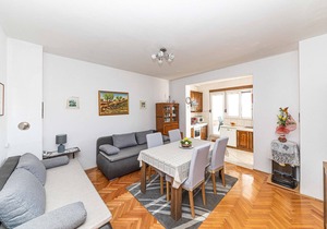 Amazing apartment in Kastel Kambelovac