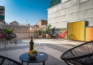 Amazing apartment 2 bedroom near Sagrada Familia