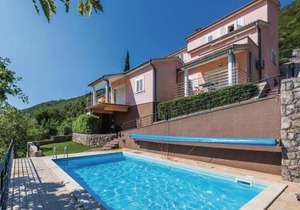 Amazing Apartment In Moscenicka Draga
