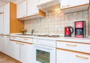 Amazing Apartment In Klenovica