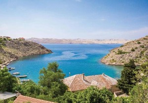 Amazing Apartment In Cesarica With Wifi