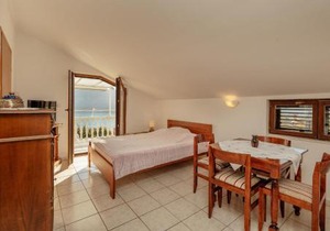 Amazing Apartment In Herceg Novi With Kitchen