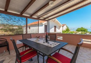 Amazing Apartment In Nevidane With Wifi