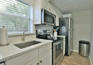 Amazing beach getaway pool condo by the beach