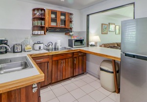 Amazing Escape W/ Lush Gardens, Shared Pool, Expansive Balcony & More!