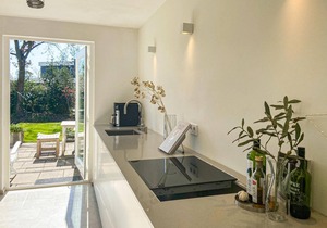 Amazing home in Bergen with WiFi