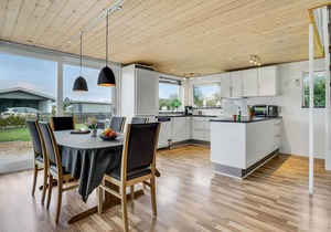 Amazing home in Bogense with sauna