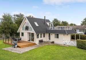 Amazing home in Bogense with sauna